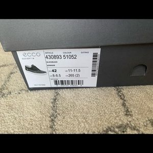 Ecco soft slip on